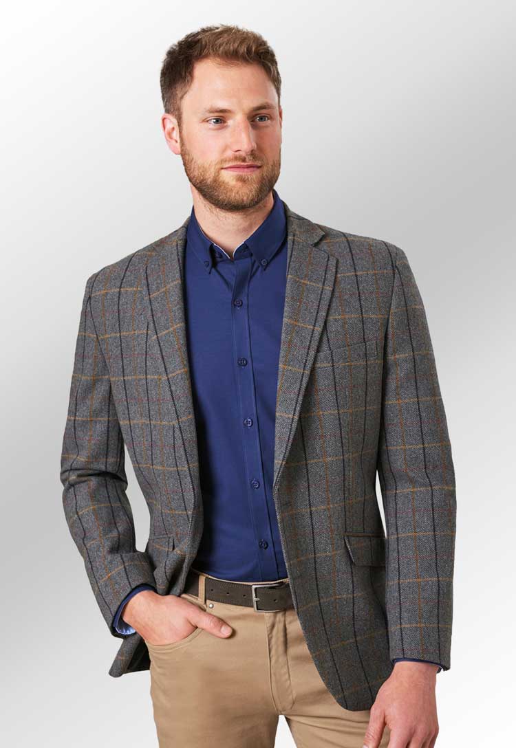 Clip of Model Wearing the Quebec Tweed Jacket 3836 in Grey/Brown Check