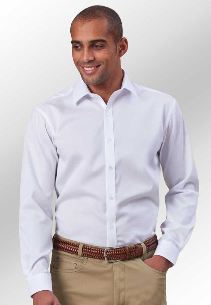 Model wearing Alba Slim Fit Shirt 7640