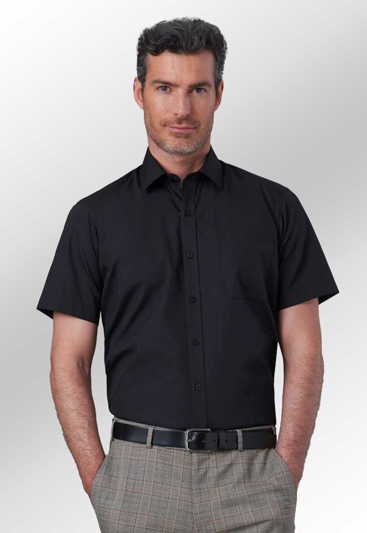 Model wearing Rosello Classic Fit Shirt 7541 - The Work Uniform Company