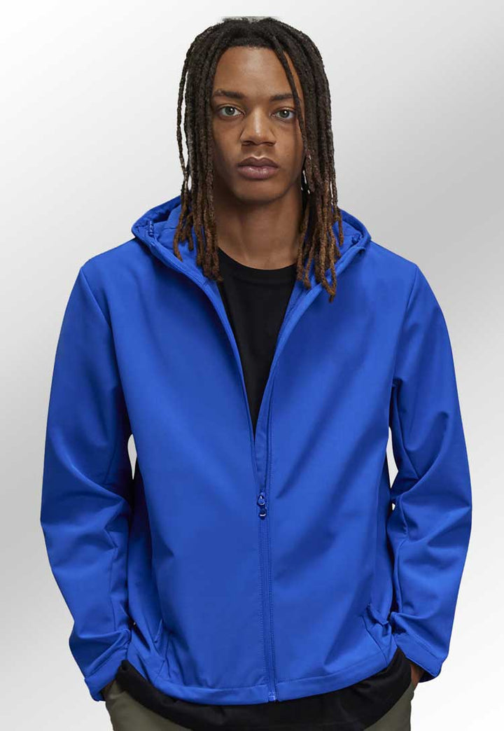 Model wearing B&C Reset 3Lr® Hooded Softshell BA513