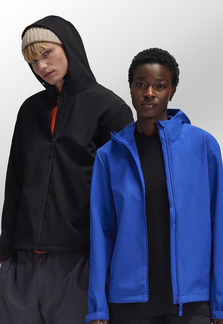 Models wearing B&C Reset 3Lr® Hooded Softshell BA513