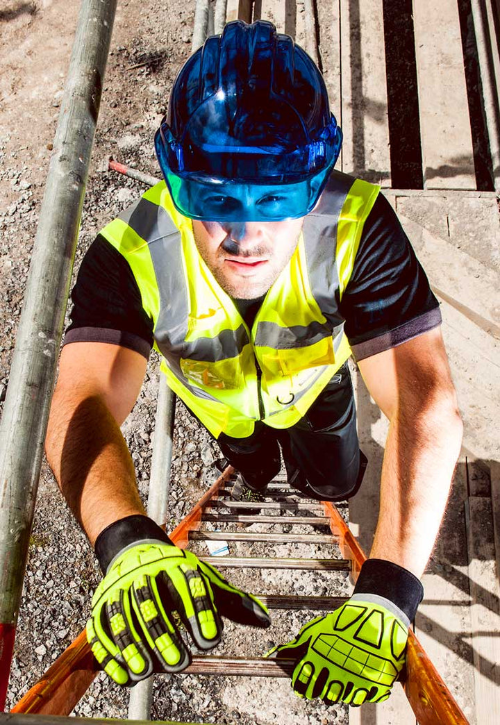 Construction Worker wearing Berlin Executive Hi Vis Vest S476 in Yellow