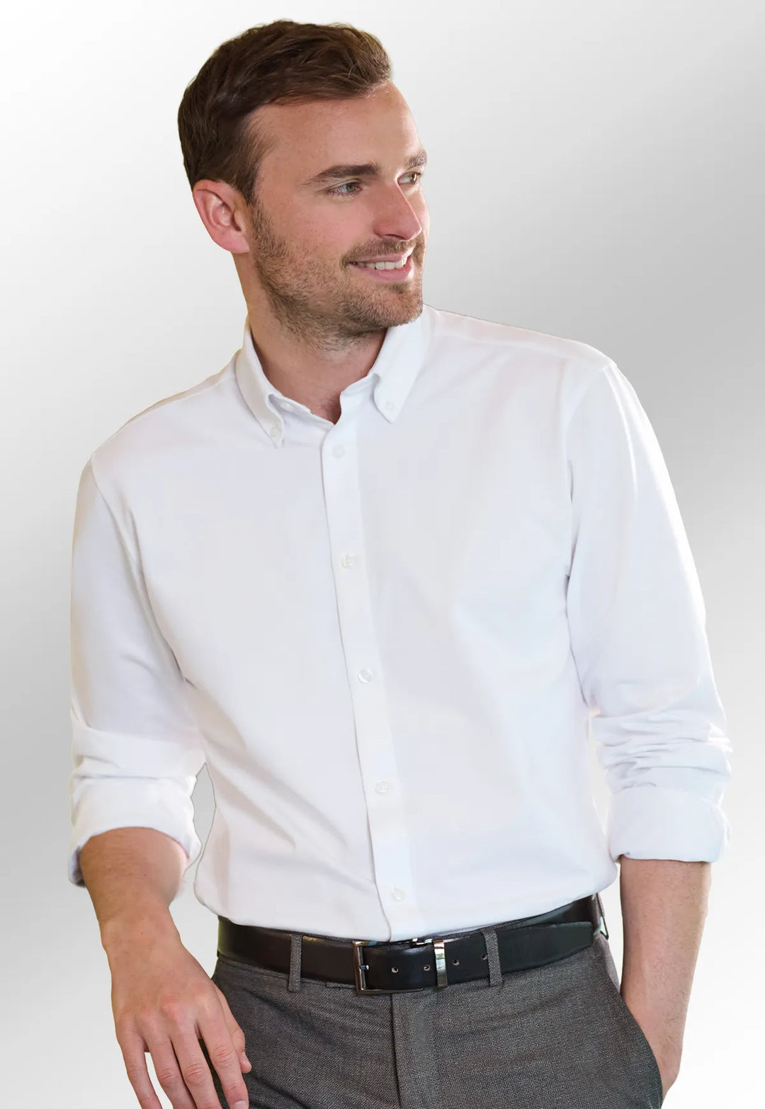 Model wearing the Brook Taverner Kodiak Shirt in White