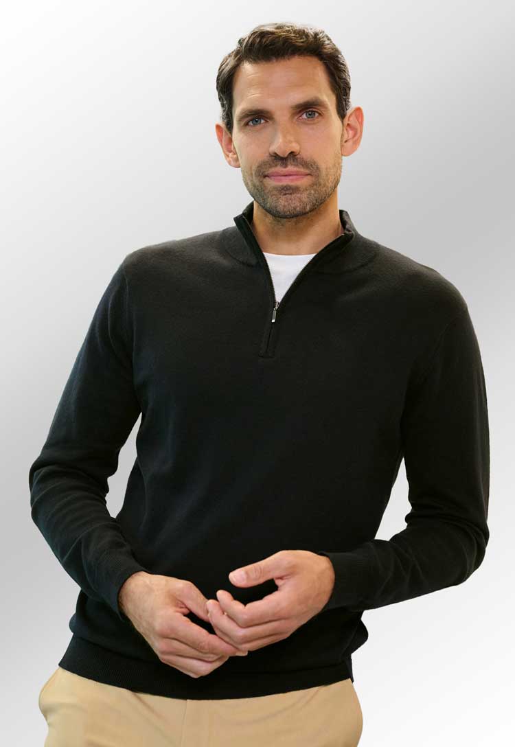 Model wearing Copenhagen Marino Wool 1/4 Zip Jumper 4567 in black