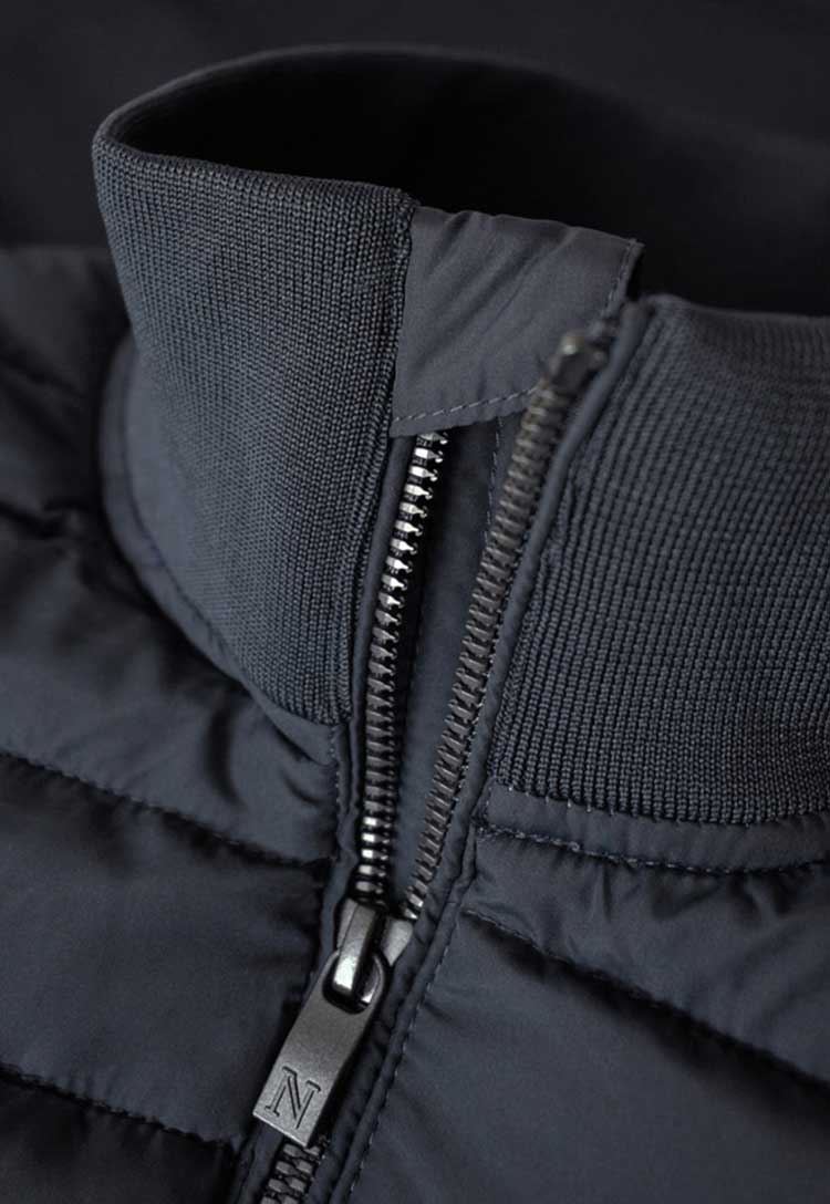 Zip Detail of Crescent Jacket N122M