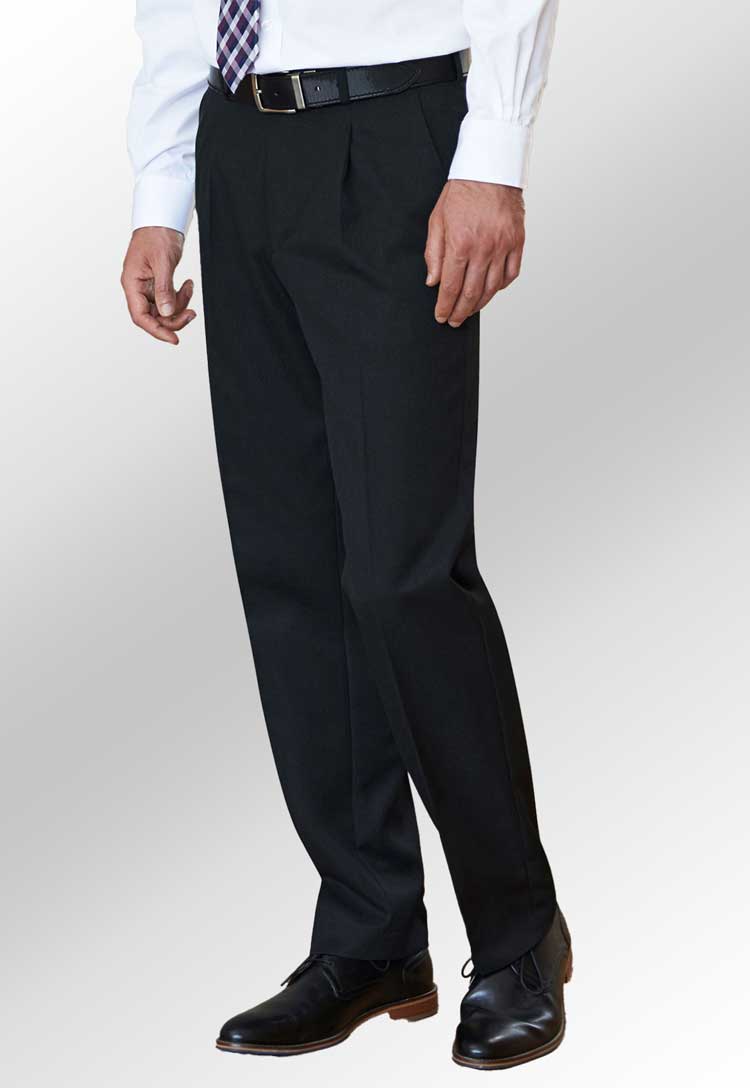 Model Wearing Delta Single Pleat Trousers 8515 in Black