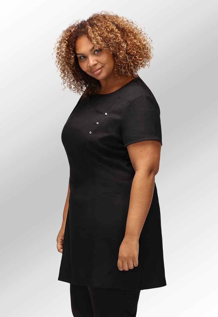 Model Wearing Eliza Longer Length Tunic in Black