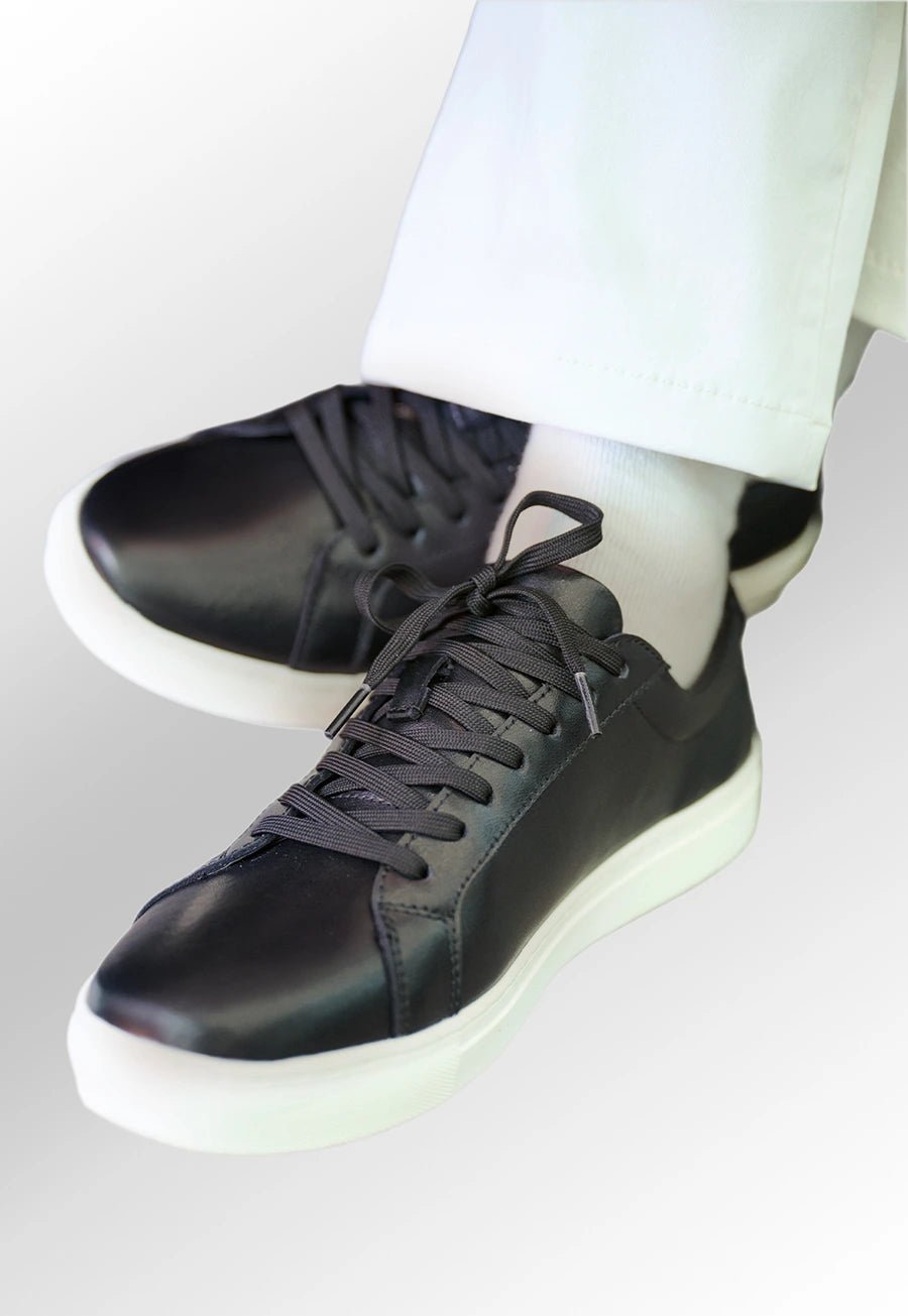 Elsa Women's Trainers (Black) - The Work Uniform Company