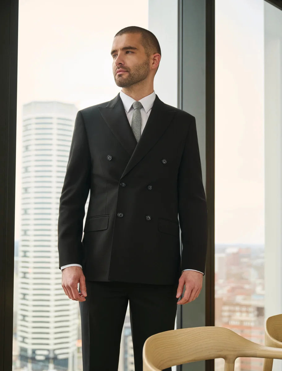 Model wearing the Ferdinand jacket in black