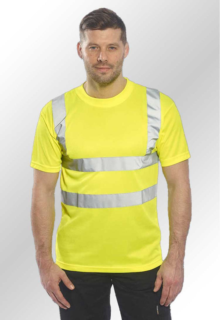 Model Wearing Hi Vis T Shirt S478in Yellow