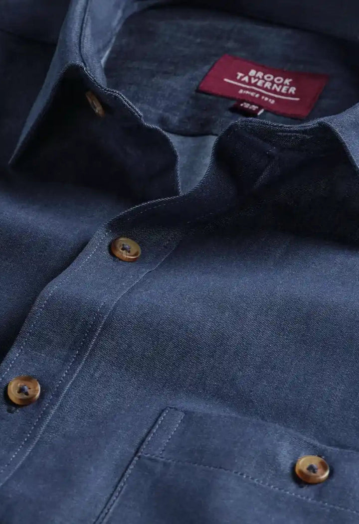 Close up of the mens Jasper shirt