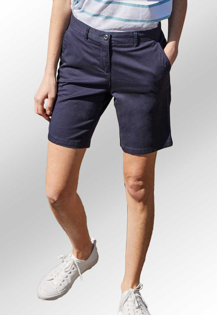 Model wearing Women's Stretch Chino Shorts FR606