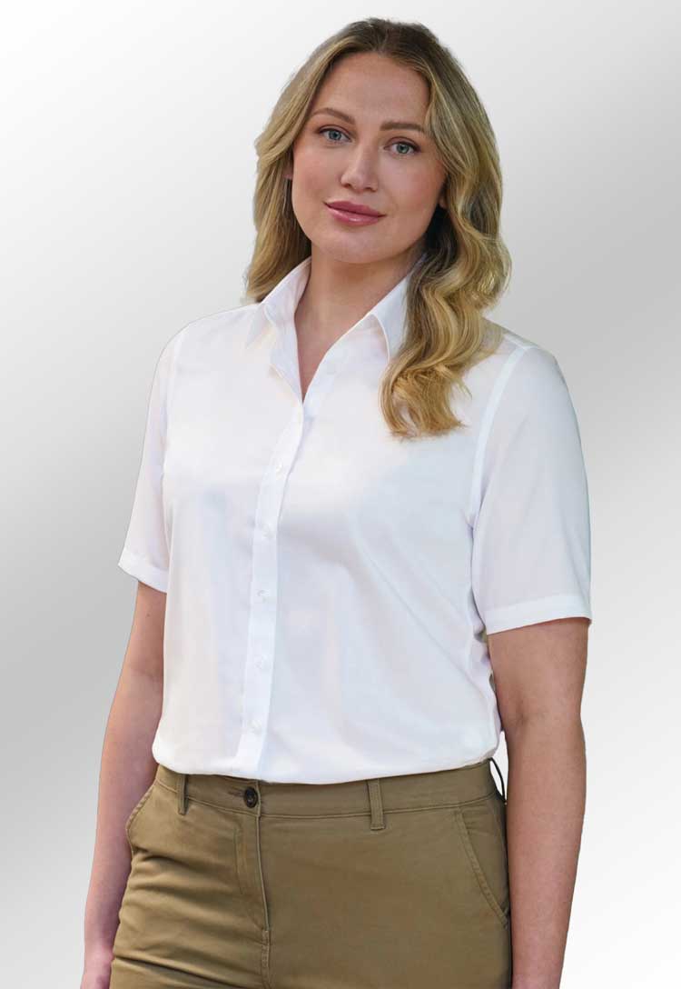 model wearing Olbia Semi Fitted Non-Iron Shirt