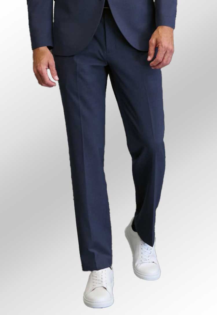 Model Wearing the Oliver Tailored Fit Trouser 8025 in Denim