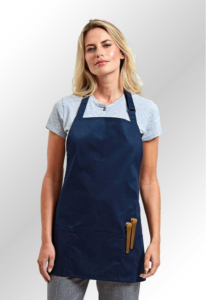 Model wearing the PR159 Colours 2-in-1 apron in Navy