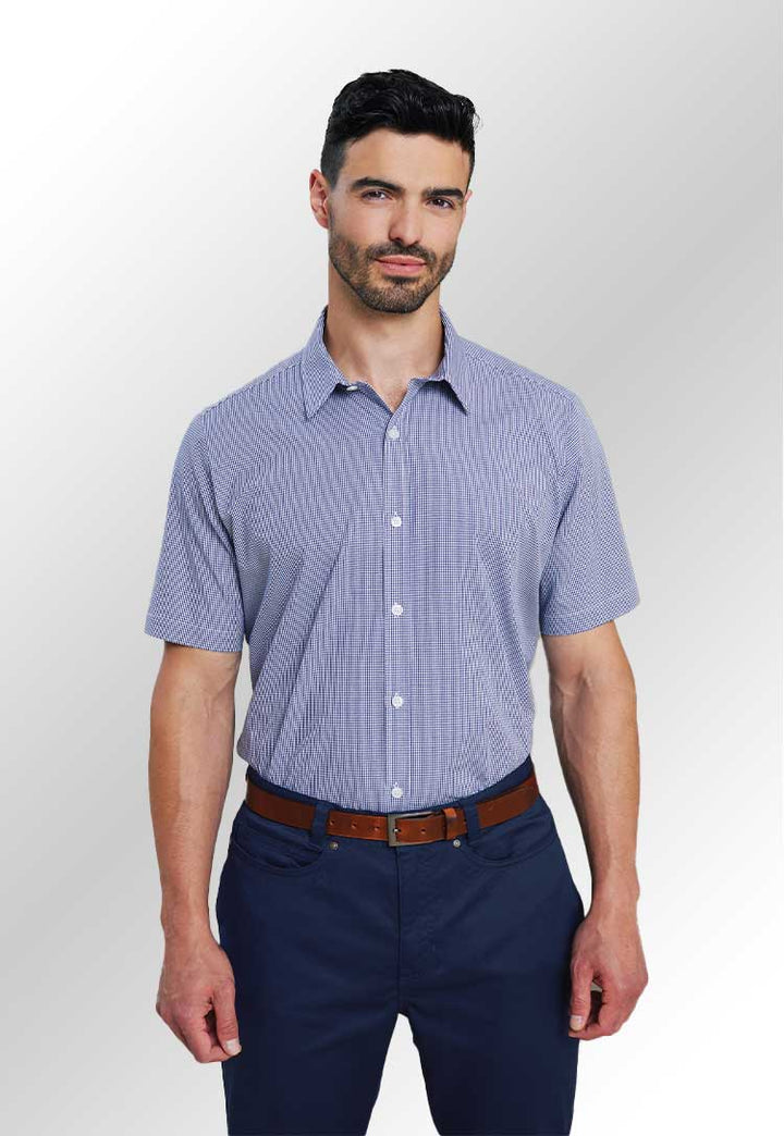 Model wearing a PR221 Microcheck (Gingham) short sleeve cotton shirt in Navy/White