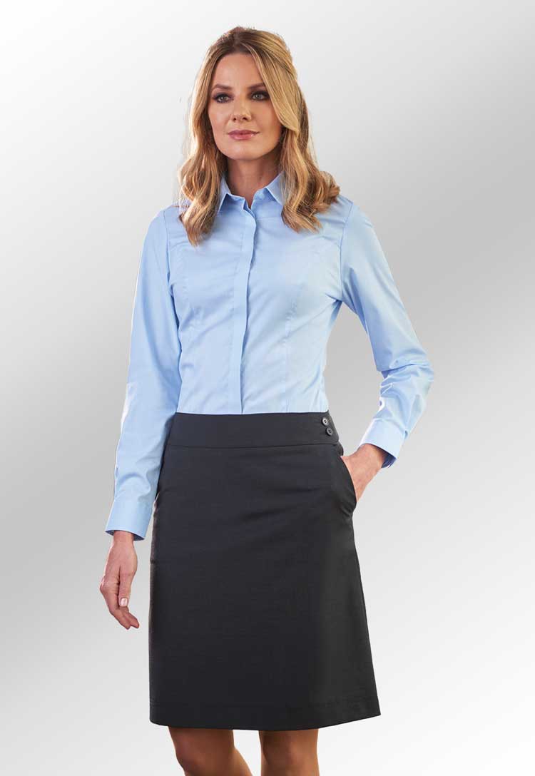 Clip of Model Wearing the Empoli Skirt 2351 in Black