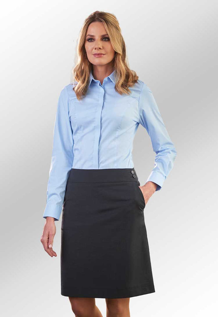 Clip of Model Wearing the Empoli Skirt 2351 in Black