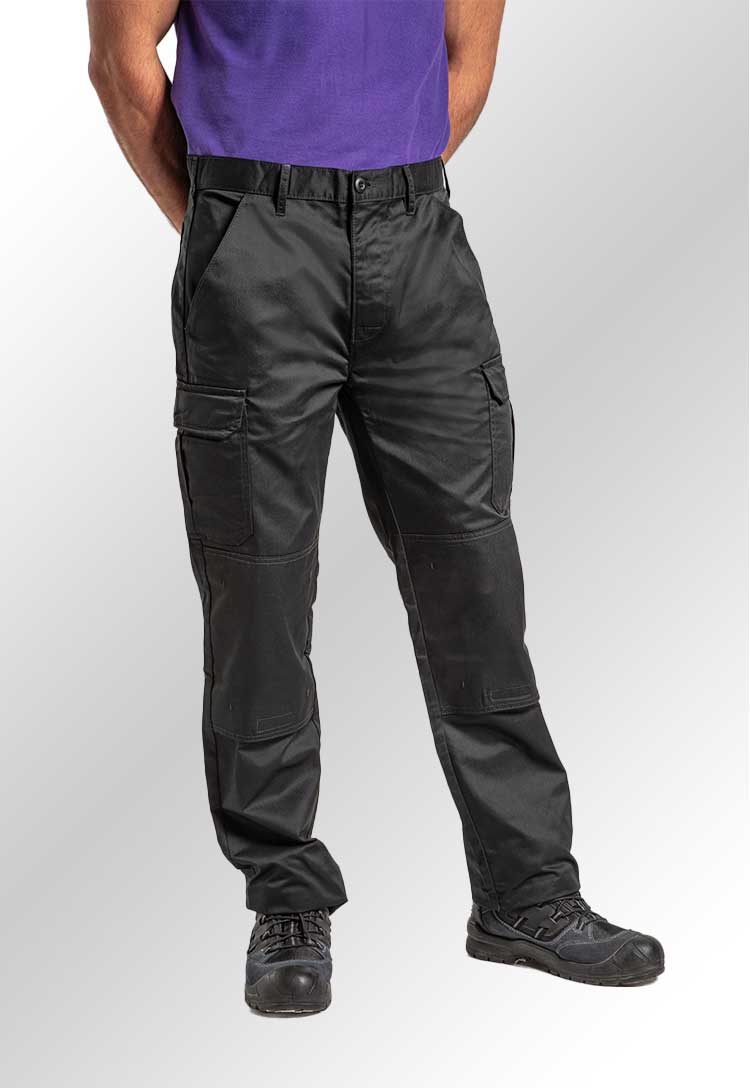 A model's legs wearing RX600 Pro Workwear Cargo Trousers in Black