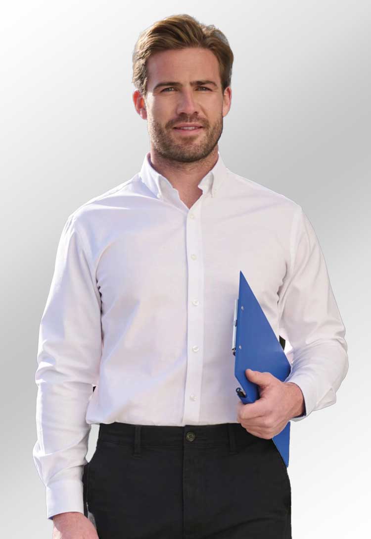 model wearing Stewart Stretch Oxford Shirt in white