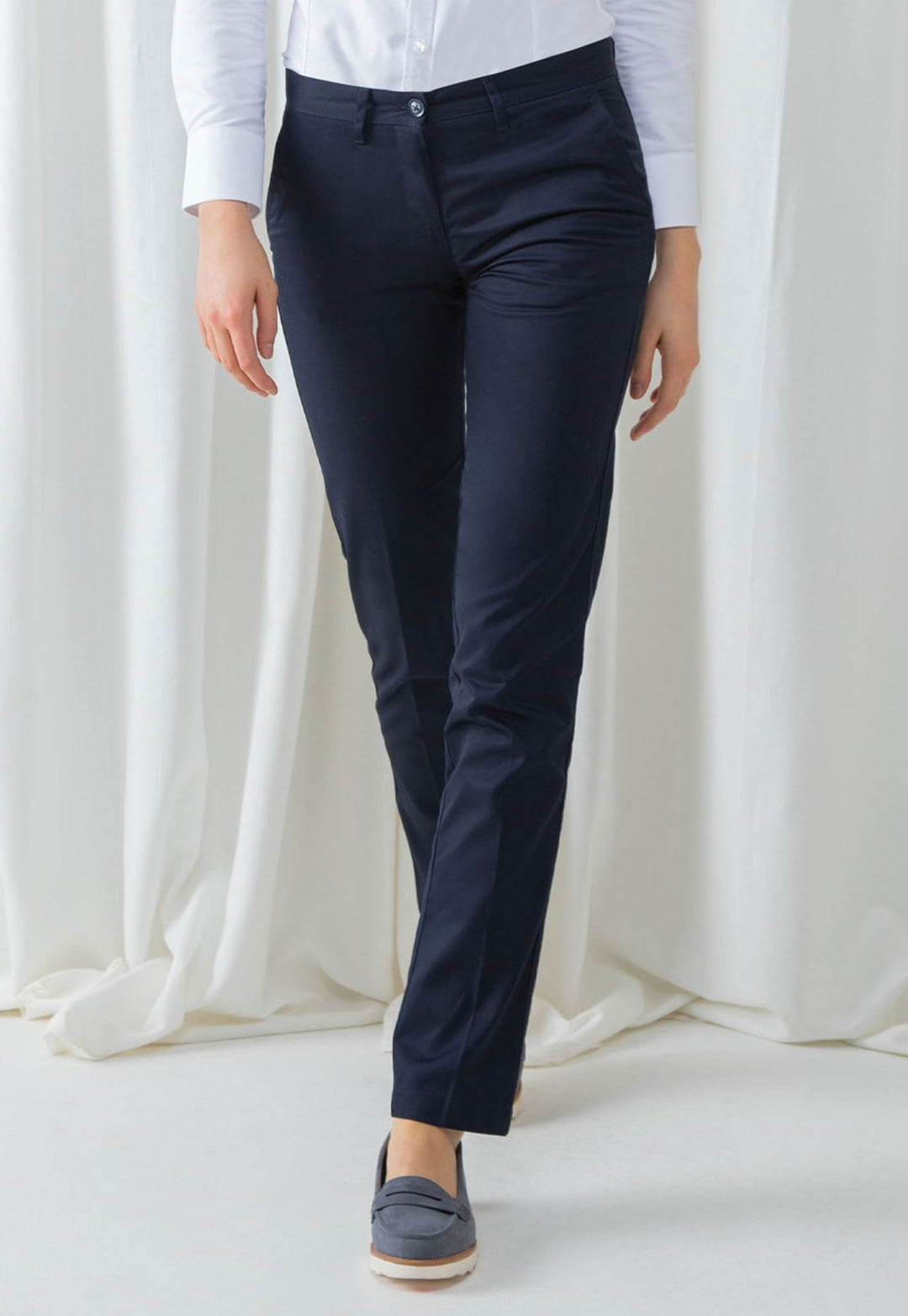 Model Wearing Women's Flat Fronted Chino Trousers HB641 in Navy