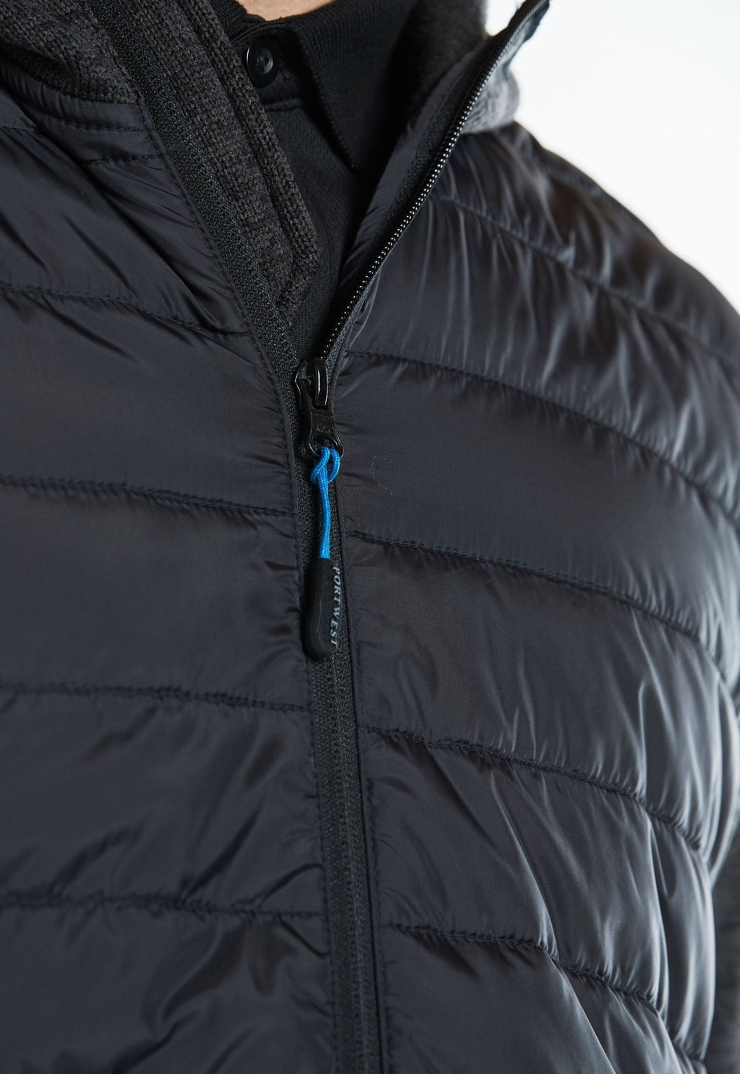 Zip and Material Detail of KX3 Hybrid Baffle Jacket T832 in Grey Marl