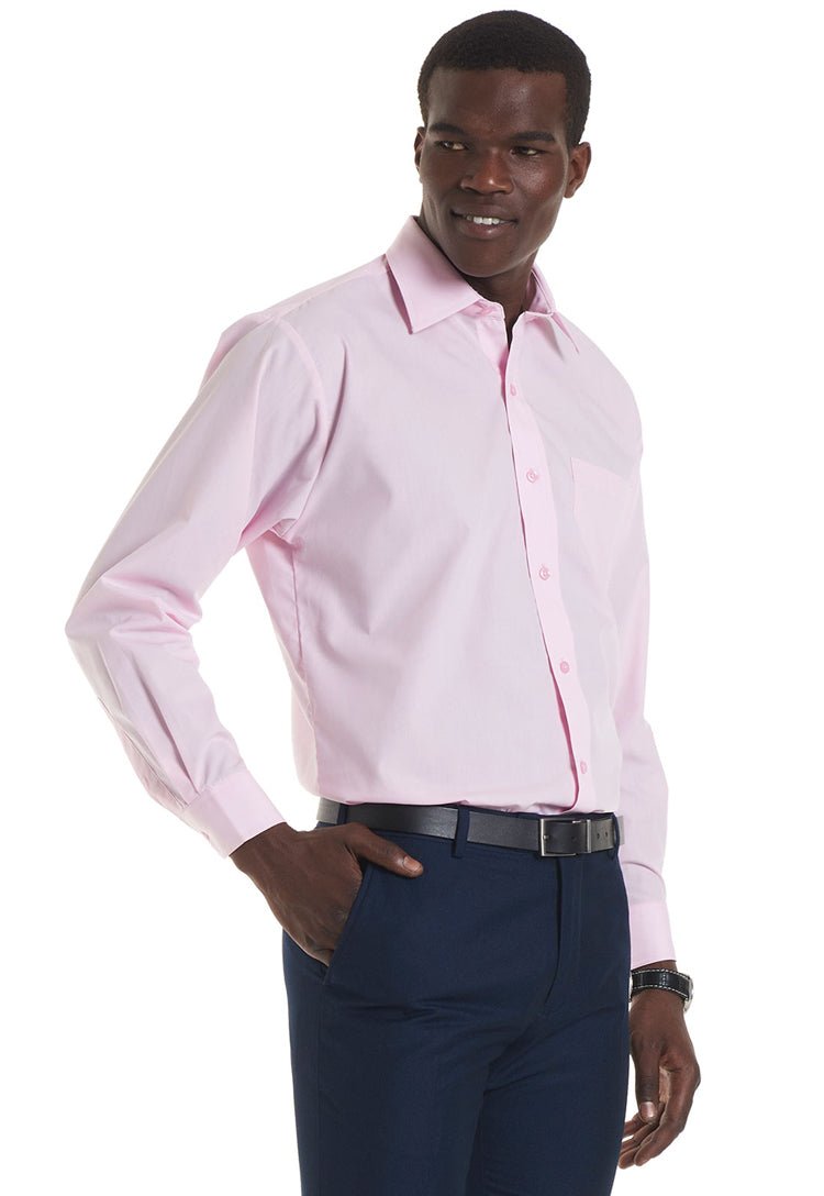 Model Wearing Men's Poplin Full Sleeve Shirt UC709 in Pink